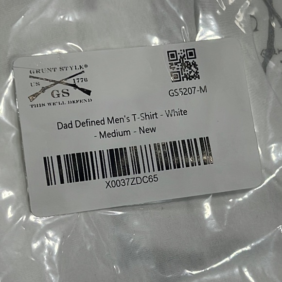 NEW Grunt Style Men's Dad Defined T-Shirt, White - Size M - Picture 5 of 5